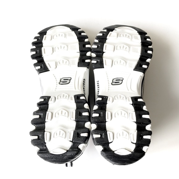 SOLD NEW Skechers D'Lites Biggest Fan Sneaker - Picture 6 of 7